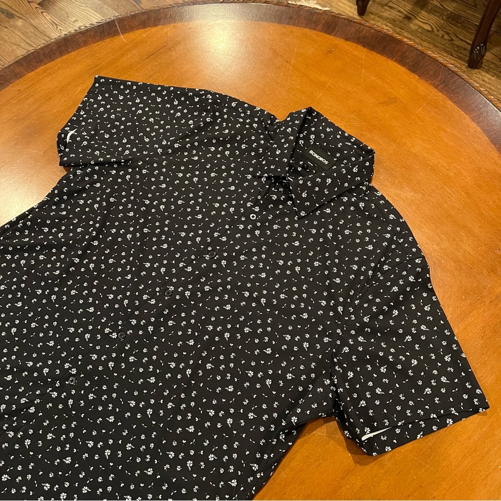 Bonobos Tech Floral Short Sleeve Performance Button-Up Shirt Black Floral XXL - Picture 7 of 16